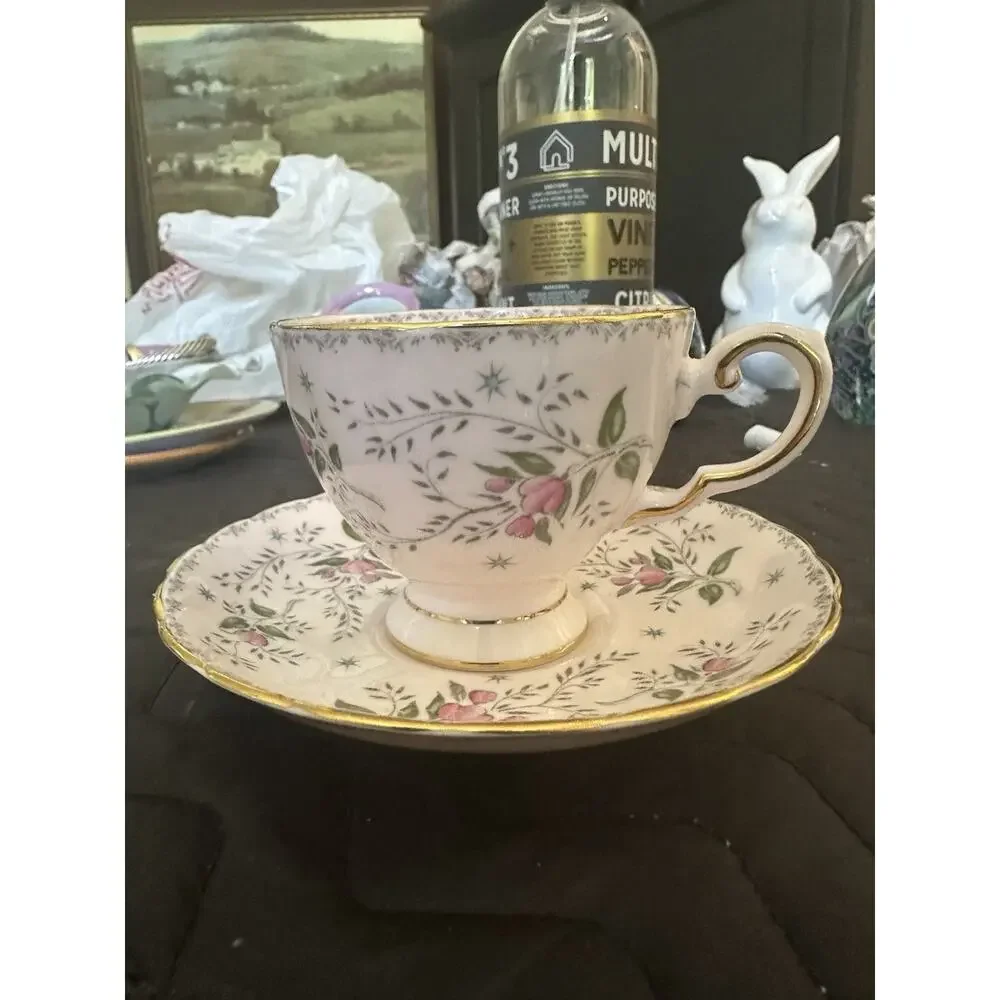 Tuscan Fine English Bone Pink Gold Floral Rose Spray China Tea Cup and Saucer
